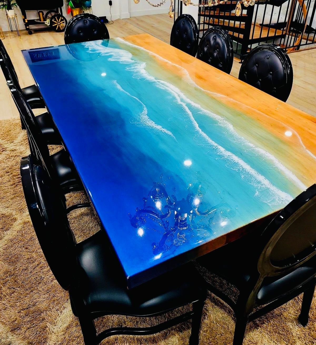 Mesa con resina